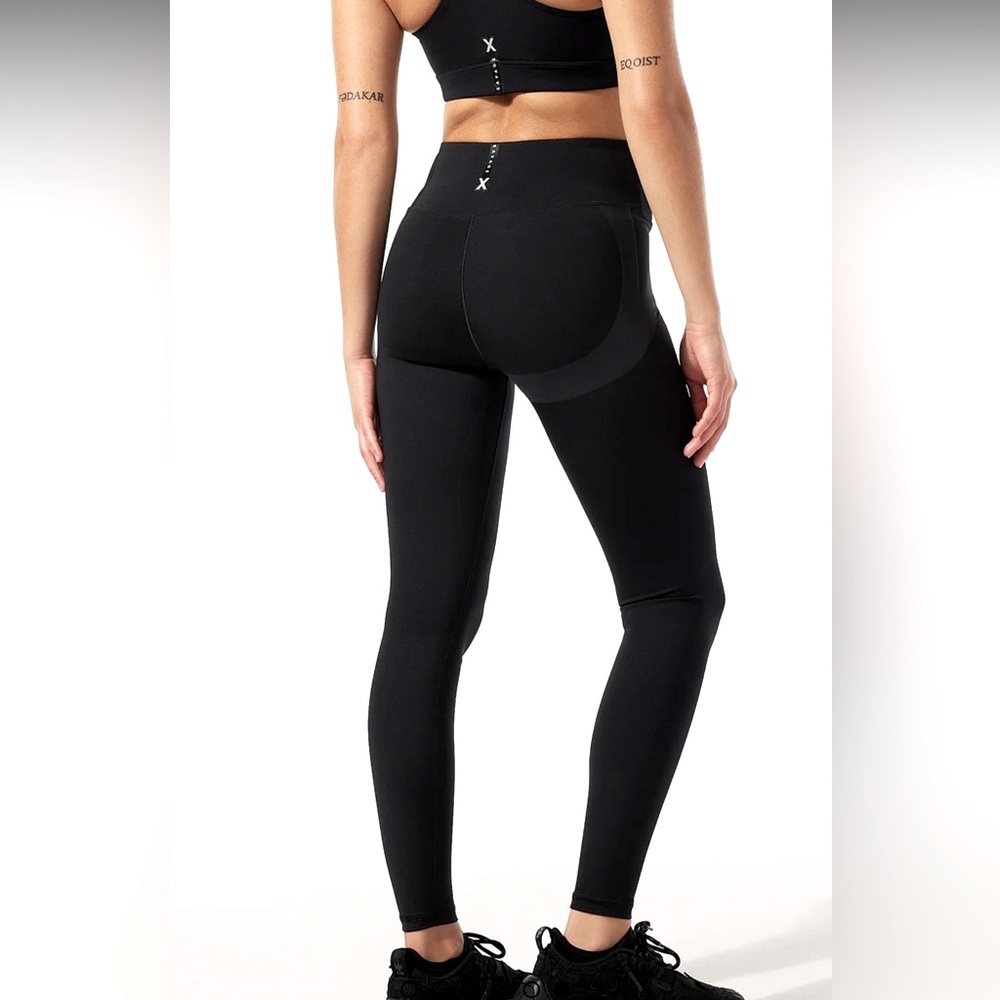 Savage x Fenty Locked and Lifted high waist leggings